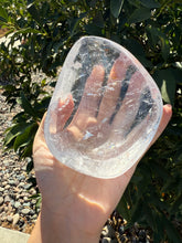 Load image into Gallery viewer, Clear Quartz Offering Bowl,Crystal Quartz Altar Bowl,Crystal Tray,B60
