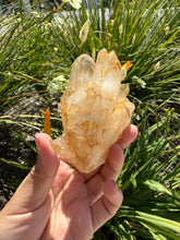 Load image into Gallery viewer, Raw Himalayan Quartz Crystal Point Tibetan Specimen Healing Reiki Decor,A464
