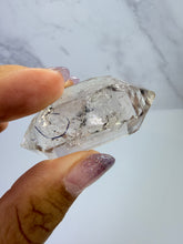 Load image into Gallery viewer, High Luster Enhydro Quartz w/ Moving Bubble &amp;/or Carbon/Black Inclusions,A504
