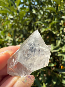 Natural Enhydro Quartz Crystal with Moving Water Bubble,A137