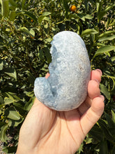 Load image into Gallery viewer, Celestite Geode Egg – Raw Celestine for Calming Energy,A57

