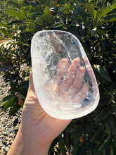 Load image into Gallery viewer, Large Clear Quartz Offering Bowl,Crystal Quartz Altar Bowl,Crystal Tray,B61
