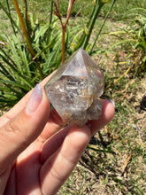 Load image into Gallery viewer, Natural Enhydro Quartz w/ Moving Bubble &amp;/or Carbon/Black Inclusions,A485
