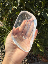 Load image into Gallery viewer, Clear Quartz Offering Bowl,Crystal Quartz Altar Bowl,Crystal Tray,B83
