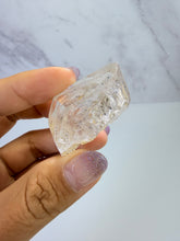 Load image into Gallery viewer, High Luster Enhydro Quartz w/ Moving Bubble &amp;/or Carbon/Black Inclusions,A503
