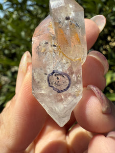 Natural Enhydro Quartz Crystal with Moving Water Bubble,A135