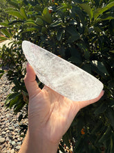 Load image into Gallery viewer, Large Clear Quartz Offering Bowl,Crystal Quartz Altar Bowl,Crystal Tray,B61
