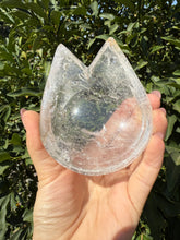 Load image into Gallery viewer, Cat Head Clear Quartz Offering Bowl,Crystal Quartz Altar Bowl,Crystal Tray,B64
