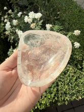 Load image into Gallery viewer, Small Clear Quartz Offering Bowl,234.8g
