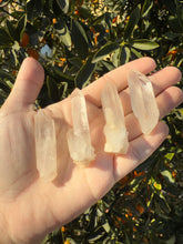 Load image into Gallery viewer, 4pcs small natural Raw Clear Quartz Point -Chunky Clear Quartz Tower
