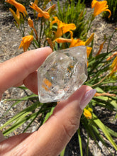 Load image into Gallery viewer, Natural Enhydro Quartz w/ Moving Bubble &amp;/or Carbon/Black Inclusions,A484
