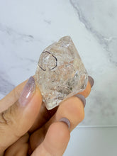 Load image into Gallery viewer, High Luster Enhydro Quartz w/ Moving Bubble &amp;/or Carbon/Black Inclusions,A490
