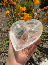 Load image into Gallery viewer, Natural Clear Quartz Heart Dish,Crystal Tray,Decorative Altar Dish,B158

