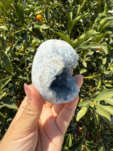 Load image into Gallery viewer, Celestite Geode Egg – Raw Celestine for Calming Energy,A58

