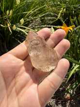 Load image into Gallery viewer, Natural Enhydro Quartz w/ Moving Bubble &amp;/or Carbon/Black Inclusions,A447

