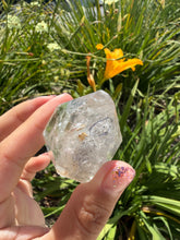 Load image into Gallery viewer, Natural Enhydro Quartz w/ Moving Bubble &amp;/or Carbon/Black Inclusions,A449
