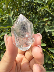 Natural Enhydro Quartz Crystal with Moving Water Bubble,A128