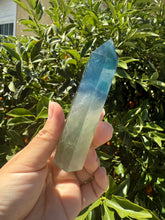 Load image into Gallery viewer, Blue Fluorite Crystal Tower Point/Fluorite Tower/Fluorite Generato,A79
