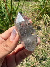 Load image into Gallery viewer, Natural Enhydro Quartz w/ Moving Bubble &amp;/or Carbon/Black Inclusions,A489
