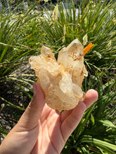 Load image into Gallery viewer, Raw Himalayan Quartz Crystal Point Tibetan Specimen Healing Reiki Decor,A464
