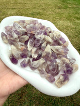 Load image into Gallery viewer, 100g Dragon Tooth Amethyst with Phantoms
