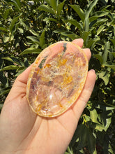 Load image into Gallery viewer, Mini Clear Quartz Offering Bowl,Crystal Quartz Altar Bowl,Crystal Tray,B67
