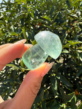 Load image into Gallery viewer, Small Green Fluorite Mushroom Carving-Fluorite Gemstone Mushroom,A140
