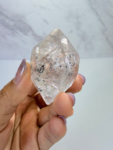Load image into Gallery viewer, High Luster Enhydro Quartz w/ Moving Bubble &amp;/or Carbon/Black Inclusions,A500
