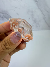 Load image into Gallery viewer, High Luster Enhydro Quartz w/ Moving Bubble &amp;/or Carbon/Black Inclusions,A504
