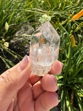 Load image into Gallery viewer, Natural Enhydro Quartz w/ Moving Bubble &amp;/or Carbon/Black Inclusions,A453
