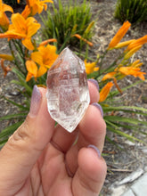 Load image into Gallery viewer, Natural Enhydro Quartz w/ Moving Bubble &amp;/or Carbon/Black Inclusions,A469
