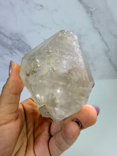 Load image into Gallery viewer, Natural Enhydro Quartz w/ Moving Bubble &amp;/or Carbon/Black Inclusions,A502
