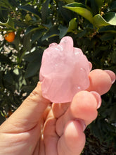Load image into Gallery viewer, Rose Quartz Fox Crystal Carving - Rose quartz Nine tailed fox
