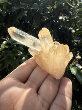 Load image into Gallery viewer, Small Raw Clear Quartz Cluster,96g
