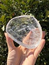 Load image into Gallery viewer, Clear Quartz Offering Bowl,Crystal Quartz Altar Bowl,Crystal Tray,B84

