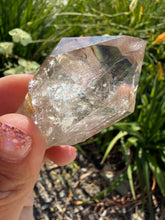 Load image into Gallery viewer, Natural Enhydro Quartz w/ Moving Bubble &amp;/or Carbon/Black Inclusions,A456
