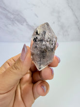 Load image into Gallery viewer, High Luster Enhydro Quartz w/ Moving Bubble &amp;/or Carbon/Black Inclusions,A498
