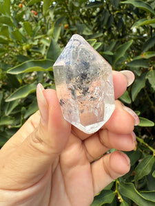 Natural Enhydro Quartz Crystal with Moving Water Bubble,A128
