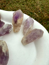 Load image into Gallery viewer, 100g Dragon Tooth Amethyst with Phantoms
