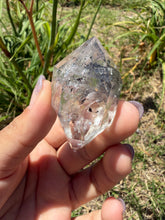 Load image into Gallery viewer, Natural Enhydro Quartz w/ Moving Bubble &amp;/or Carbon/Black Inclusions,A487

