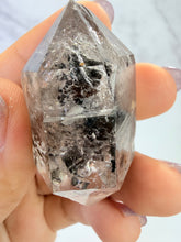 Load image into Gallery viewer, High Luster Enhydro Quartz w/ Moving Bubble &amp;/or Carbon/Black Inclusions,A498
