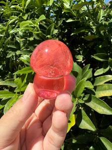 Resin small cute Red Smelting Quartz mushroom Sculpture