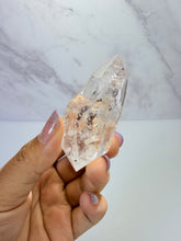 Load image into Gallery viewer, High Luster Enhydro Quartz w/ Moving Bubble &amp;/or Carbon/Black Inclusions,A499
