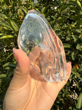 Load image into Gallery viewer, Small Clear Quartz Offering Bowl,Crystal Quartz Altar Bowl,Crystal Tray,B76
