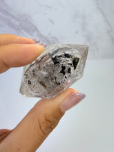 Load image into Gallery viewer, High Luster Enhydro Quartz w/ Moving Bubble &amp;/or Carbon/Black Inclusions,A498
