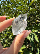 Load image into Gallery viewer, Natural Enhydro Quartz Crystal with Moving Water Bubble,A136

