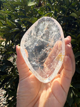 Load image into Gallery viewer, Small Clear Quartz Offering Bowl,Crystal Tray,B56
