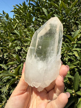 Load image into Gallery viewer, Large Natural Clear Quartz Crystal Point, Raw White Quartz Tower, A86
