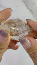 Load and play video in Gallery viewer, High Luster Enhydro Quartz w/ Moving Bubble &amp;/or Carbon/Black Inclusions,A491
