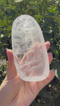 Load and play video in Gallery viewer, Small Clear Quartz Offering Bowl,Crystal Quartz Altar Bowl,Crystal Tray,B58
